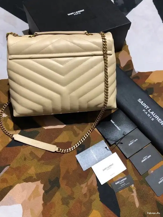LOULOU YSL MEDIUM 0528